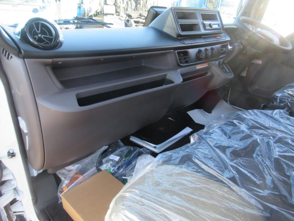 三菱 バン 小型  ◆商談中◆　2PGーFEB80 19枚目