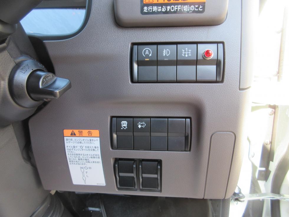 三菱 クレーン付 小型 令和7年11月 ◆商談中◆　2PGーFEB90 10枚目