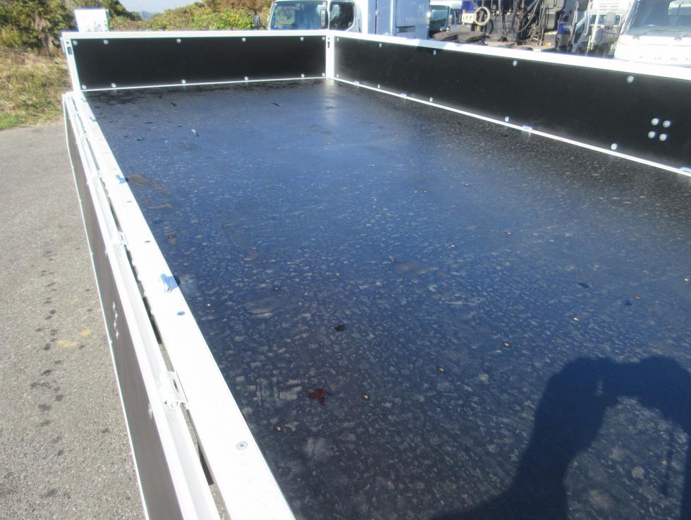 三菱 クレーン付 小型 令和7年11月 ◆商談中◆　2PGーFEB90 32枚目