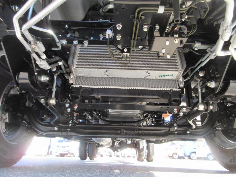 三菱 クレーン付 小型 令和7年11月 2PGーFEB90 40枚目