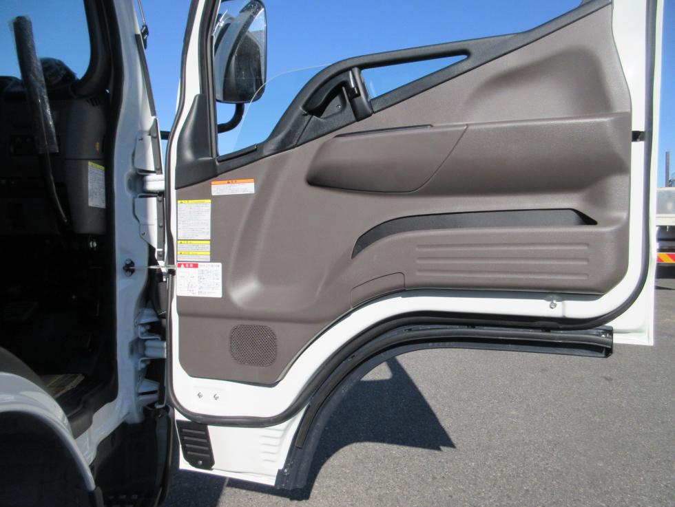 三菱 ダンプ 小型 令和7年12月 2RGーFBA60 8枚目