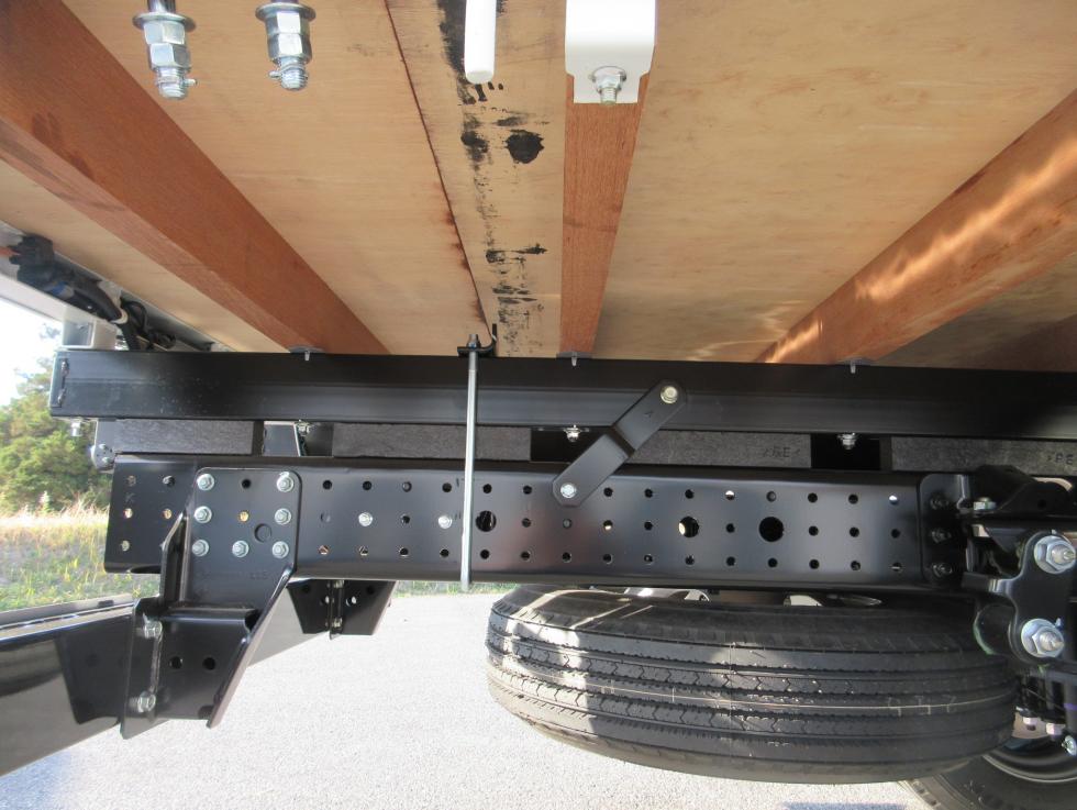 三菱 平ボデー・Wキャブ・シャーシ 小型 令和7年11月 2PGーFEB90 30枚目