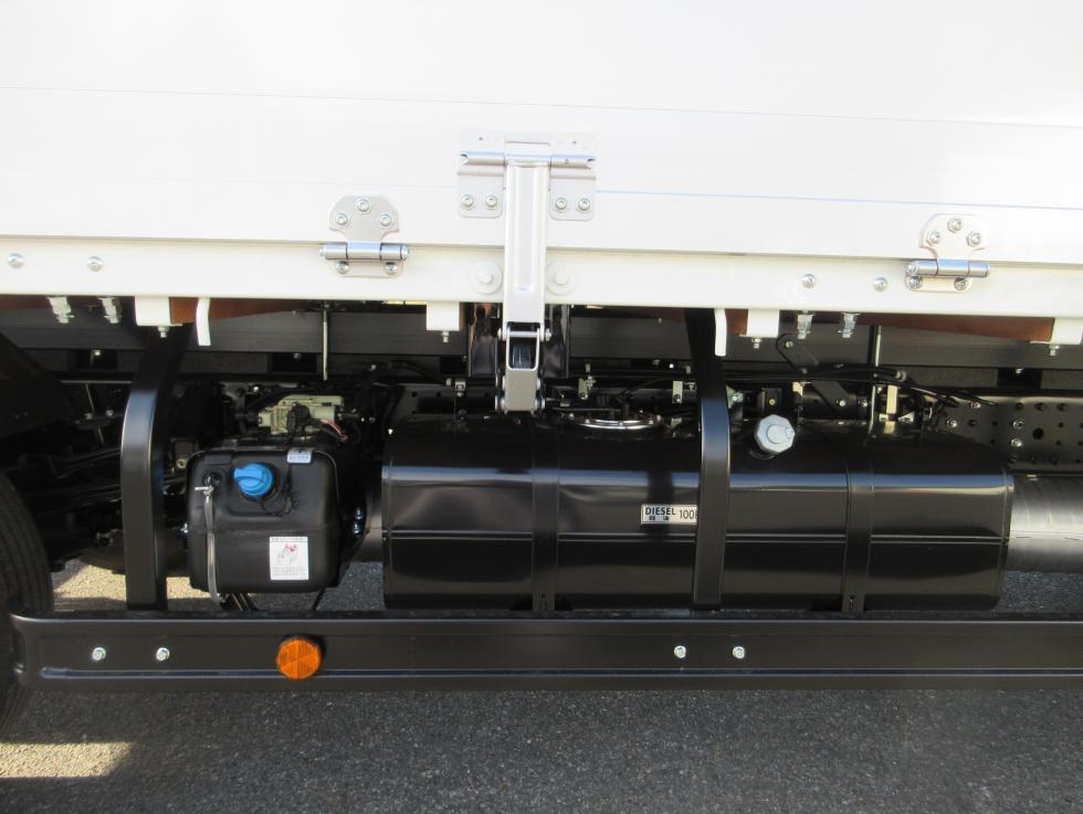 三菱 平ボデー・Wキャブ・シャーシ 小型 令和7年11月 2PGーFEB90 31枚目