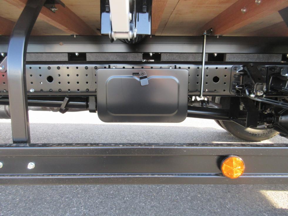 三菱 平ボデー・Wキャブ・シャーシ 小型 令和7年11月 2PGーFEB90 36枚目