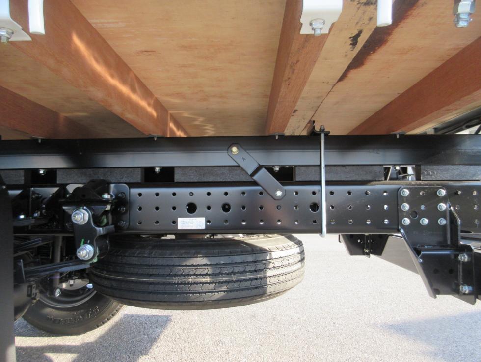 三菱 平ボデー・Wキャブ・シャーシ 小型 令和7年11月 2PGーFEB90 37枚目