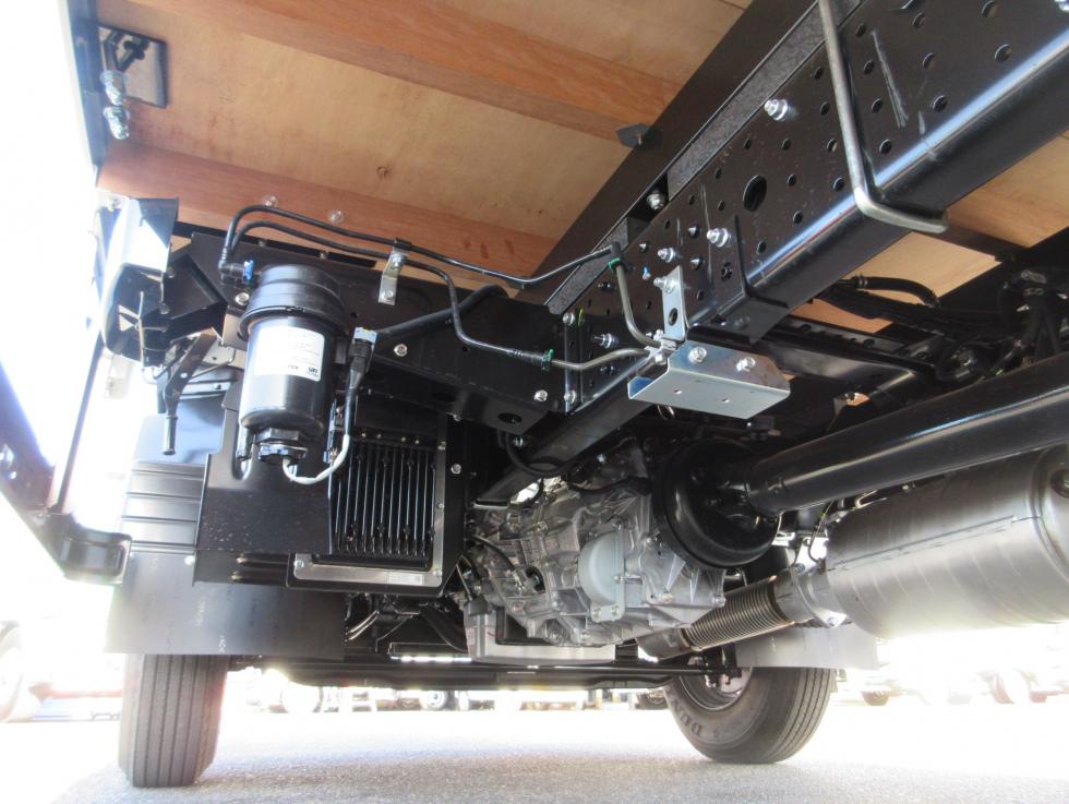 三菱 平ボデー・Wキャブ・シャーシ 小型 令和7年11月 2PGーFEB90 39枚目