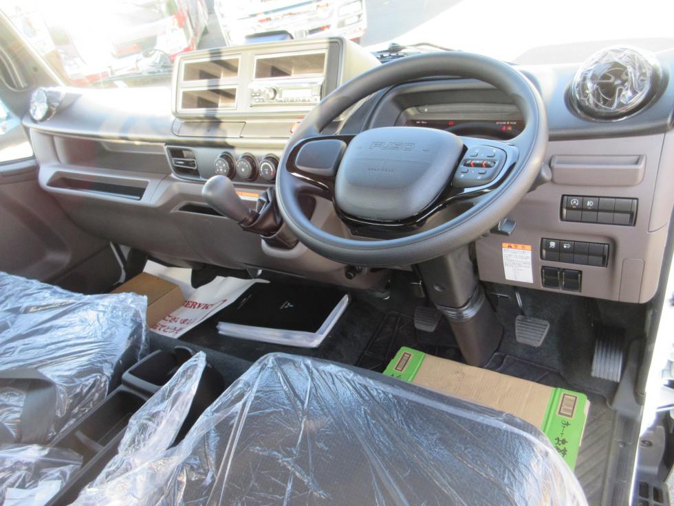 三菱 平ボデー・Wキャブ・シャーシ 小型 令和7年11月 2PGーFEB90 9枚目