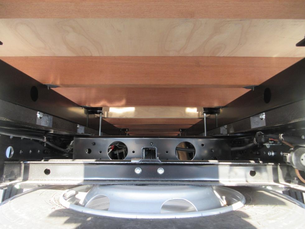 三菱 平ボデー・Wキャブ・シャーシ 小型 令和7年11月 2PGーFEB90 29枚目