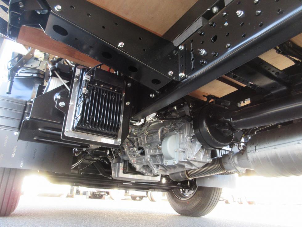 三菱 平ボデー・Wキャブ・シャーシ 小型 令和7年11月 2PGーFEB90 43枚目