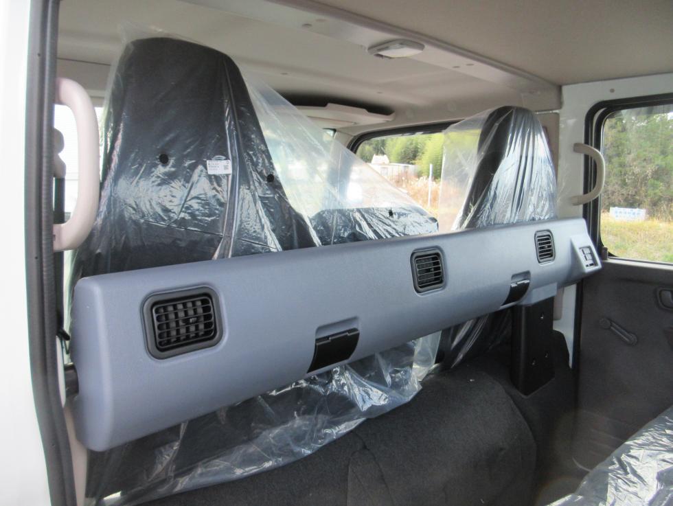 三菱 平ボデー・Wキャブ・シャーシ 小型 令和7年11月 2RGーFBA20 24枚目