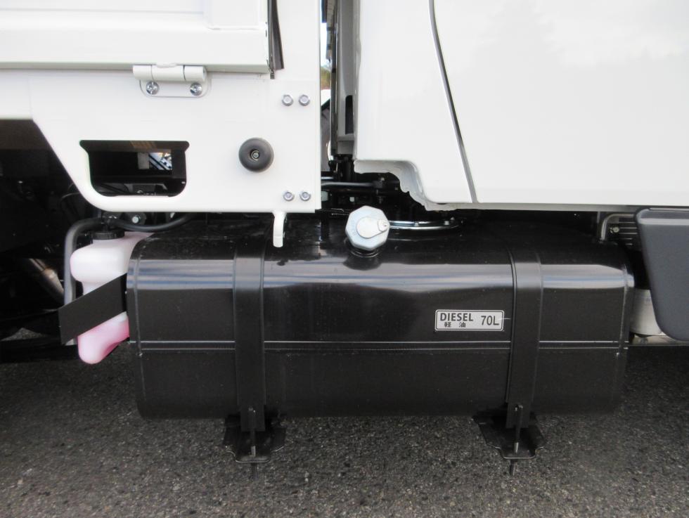 三菱 平ボデー・Wキャブ・シャーシ 小型 令和7年11月 2RGーFBA20 38枚目