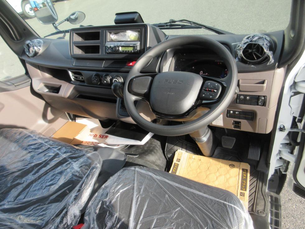 三菱 平ボデー・Wキャブ・シャーシ 小型 令和7年11月 2RGーFBA20 9枚目