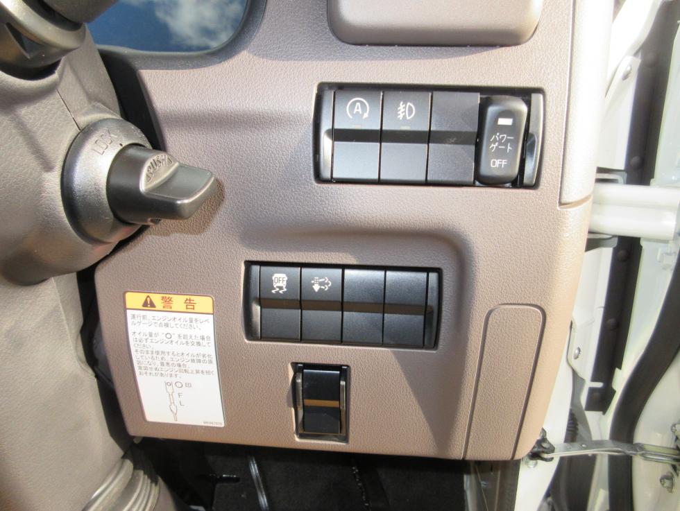 三菱 平ボデー・Wキャブ・シャーシ 小型 令和7年11月 2RGーFBA20 10枚目