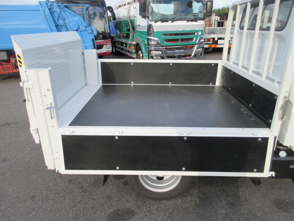 三菱 平ボデー・Wキャブ・シャーシ 小型 令和7年11月 2RGーFBA20 47枚目