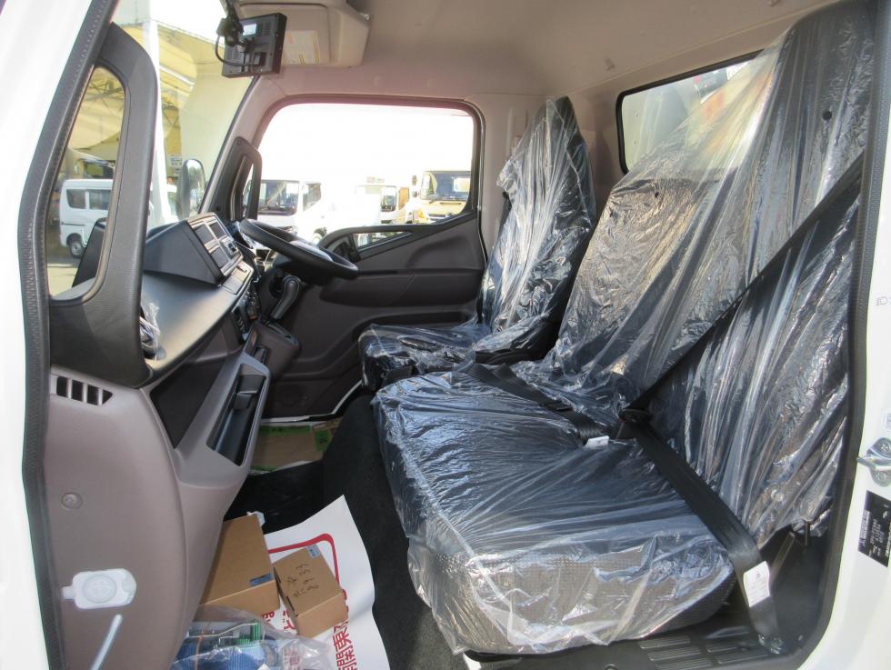 三菱 バン 小型  2PGーFEB80 19枚目