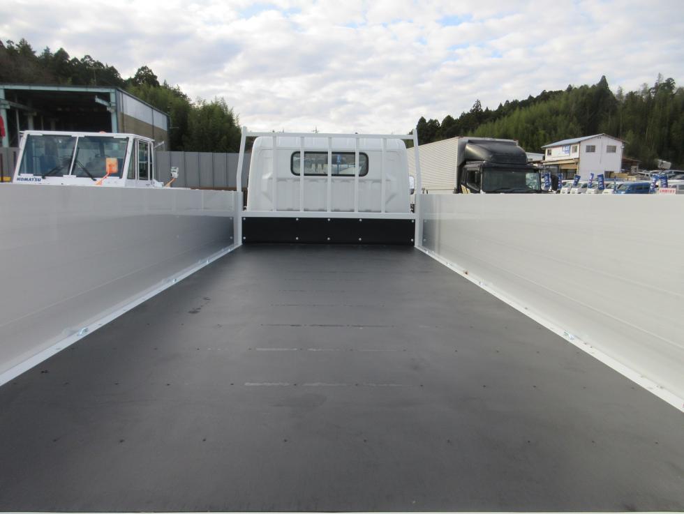 三菱 平ボデー・Wキャブ・シャーシ 小型 令和7年11月 2PGーFEB90 22枚目