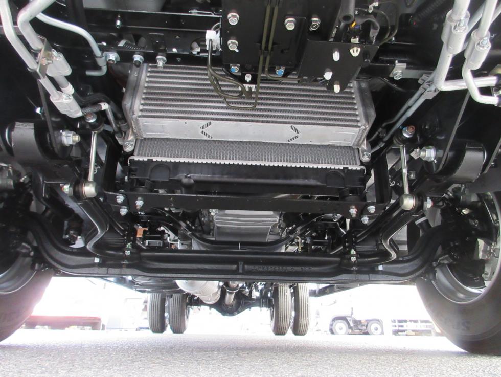 三菱 平ボデー・Wキャブ・シャーシ 小型 令和7年11月 2PGーFEB90 34枚目