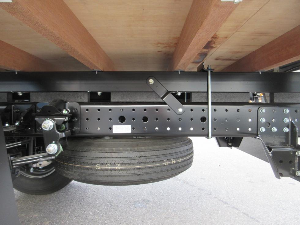 三菱 平ボデー・Wキャブ・シャーシ 小型 令和7年11月 2PGーFEB90 37枚目