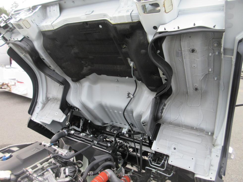 三菱 平ボデー・Wキャブ・シャーシ 小型 令和7年11月 2PGーFEB90 47枚目