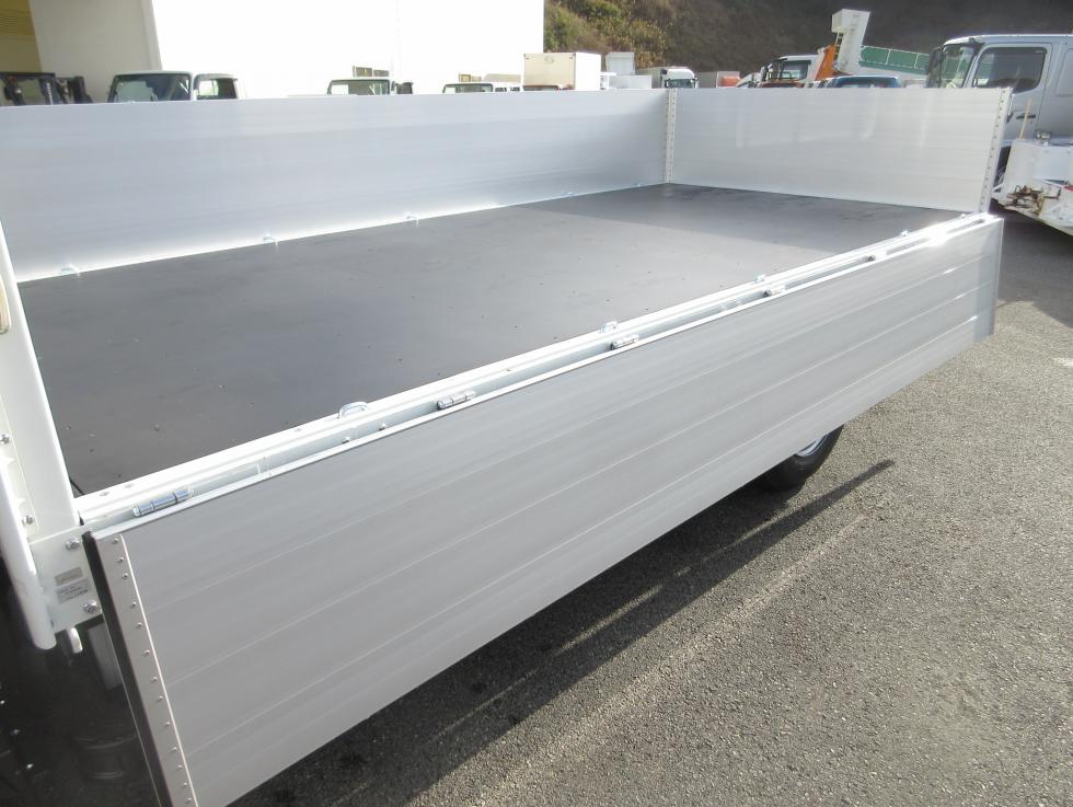 三菱 平ボデー・Wキャブ・シャーシ 小型 令和7年11月 2PGーFEB90 27枚目