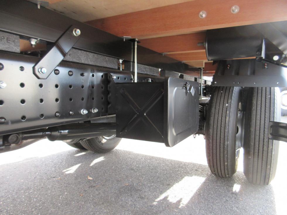 三菱 平ボデー・Wキャブ・シャーシ 小型 令和7年11月 2PGーFEB90 37枚目