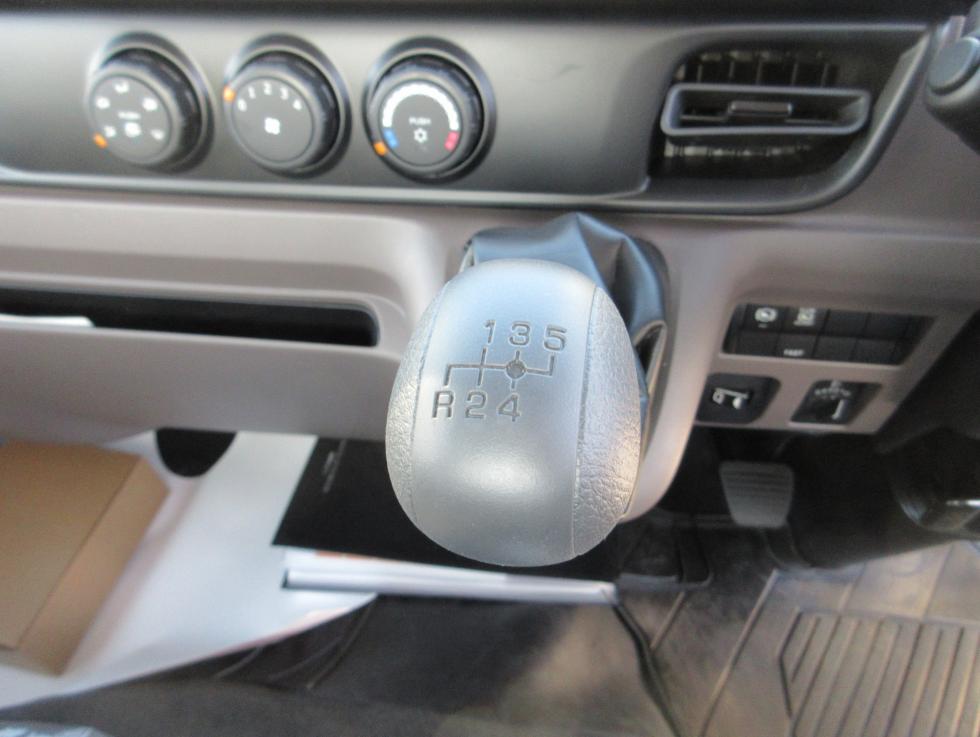 三菱 平ボデー・Wキャブ・シャーシ 小型 令和7年11月 2RGーFBAV0 15枚目