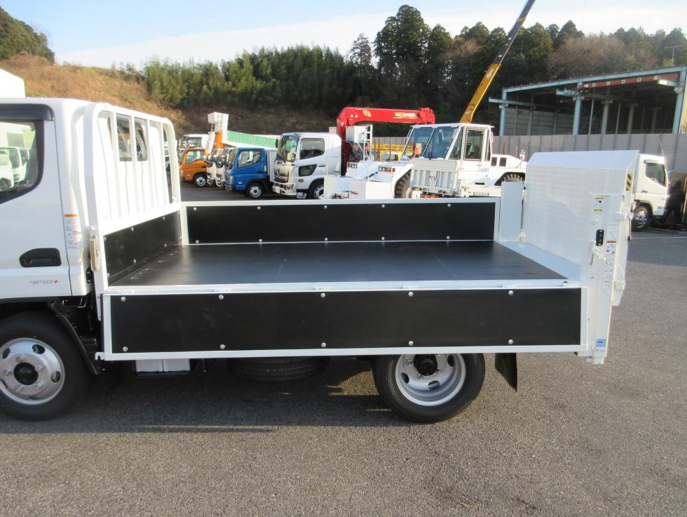 三菱 平ボデー・Wキャブ・シャーシ 小型 令和7年11月 2RGーFBAV0 32枚目