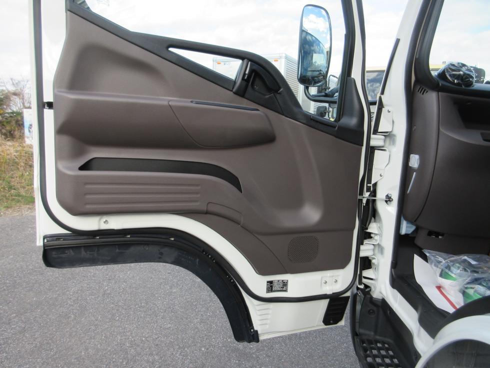 三菱 ウィング 小型 令和7年11月 2PGーFEB80 22枚目