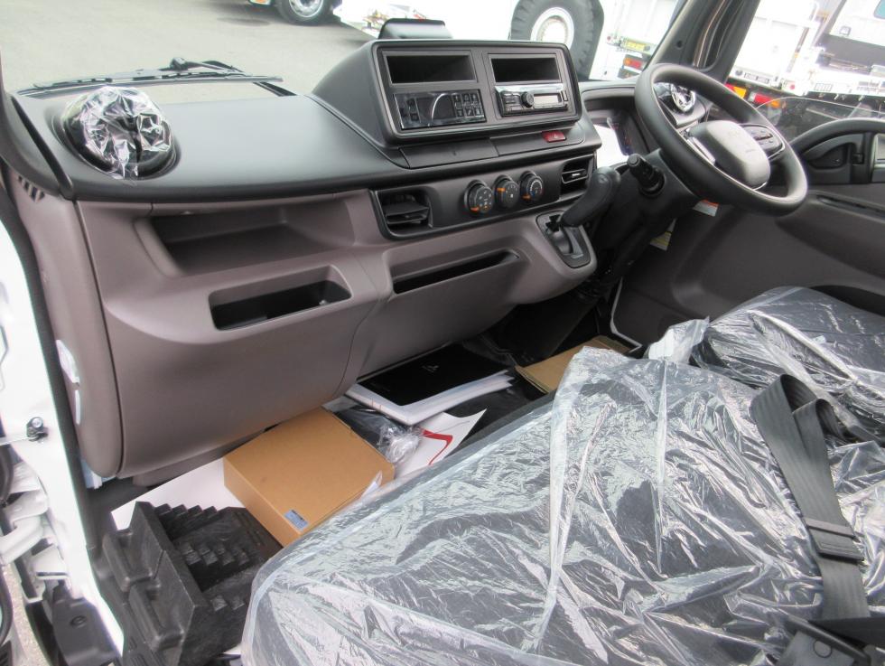 三菱 冷凍・保冷 小型 令和7年11月 2RGーFBAV0 21枚目