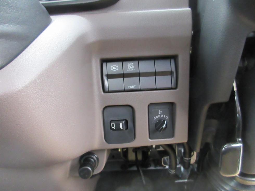 三菱 平ボデー・Wキャブ・シャーシ 小型 令和7年11月 2PGーFEB90 15枚目