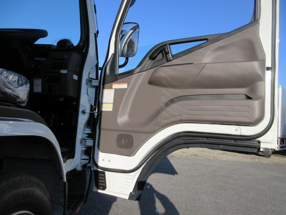 三菱 バン 小型 令和7年11月 ◆商談中◆　2RGーFEAV0 8枚目