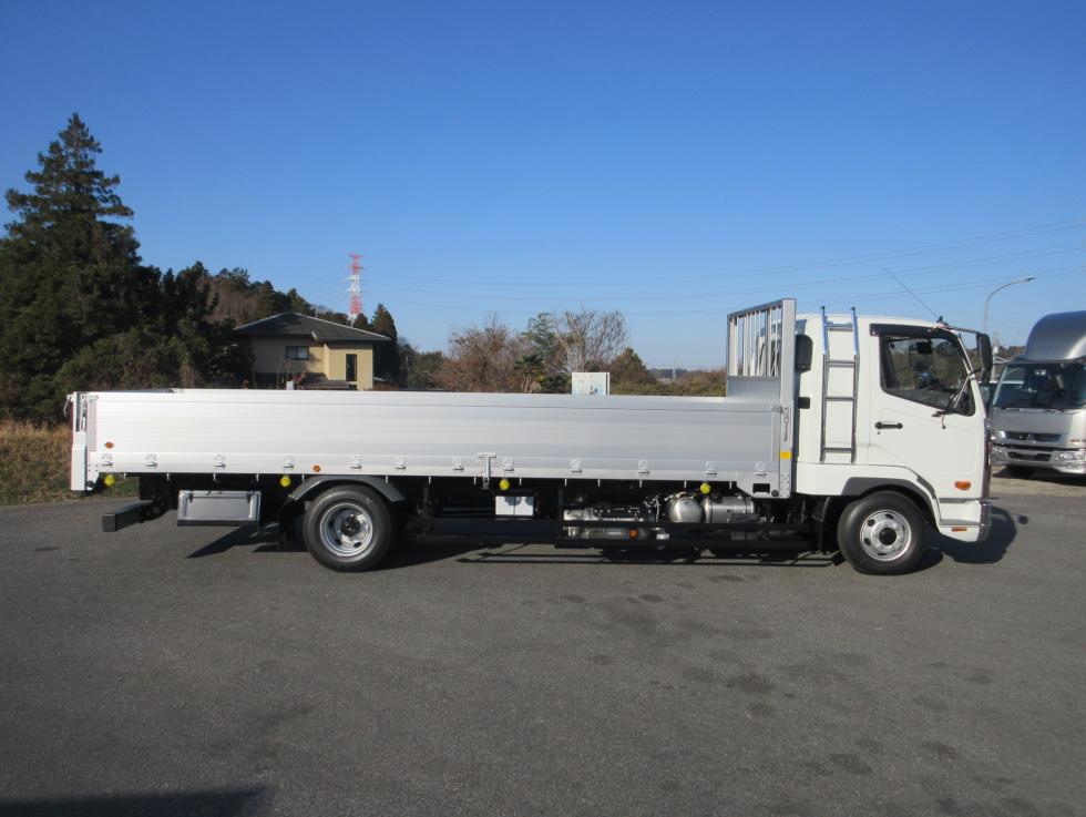 三菱 平ボデー・Wキャブ・シャーシ 中型 令和7年12月 2KGーFK65F 6枚目