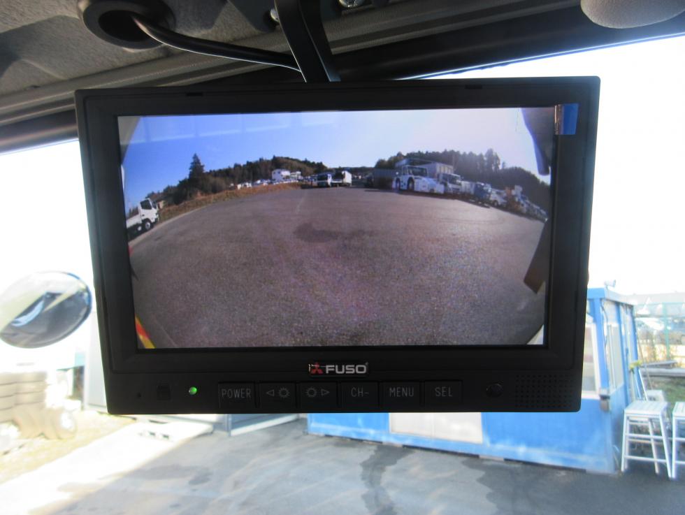 三菱 平ボデー・Wキャブ・シャーシ 中型 令和7年12月 2KGーFK65F 15枚目