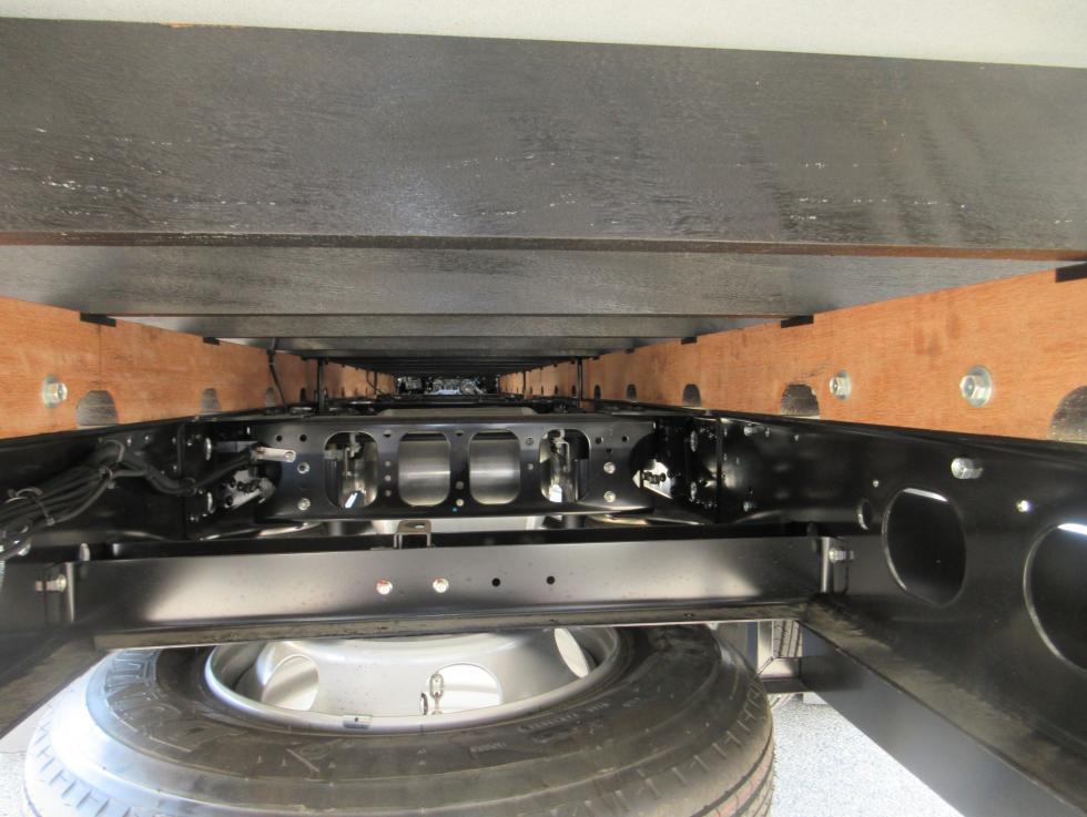 三菱 平ボデー・Wキャブ・シャーシ 中型 令和7年12月 2KGーFK65F 27枚目