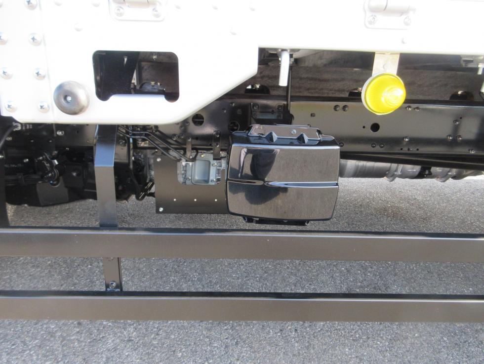 三菱 平ボデー・Wキャブ・シャーシ 中型 令和7年12月 2KGーFK65F 38枚目