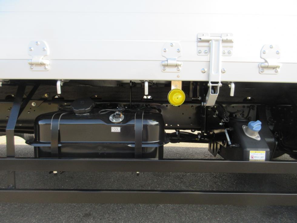 三菱 平ボデー・Wキャブ・シャーシ 中型 令和7年12月 2KGーFK65F 39枚目