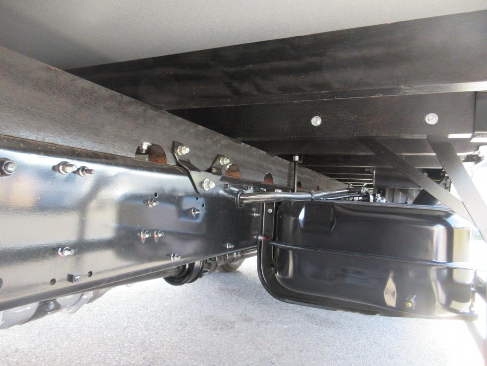 三菱 平ボデー・Wキャブ・シャーシ 中型 令和7年12月 2KGーFK65F 40枚目