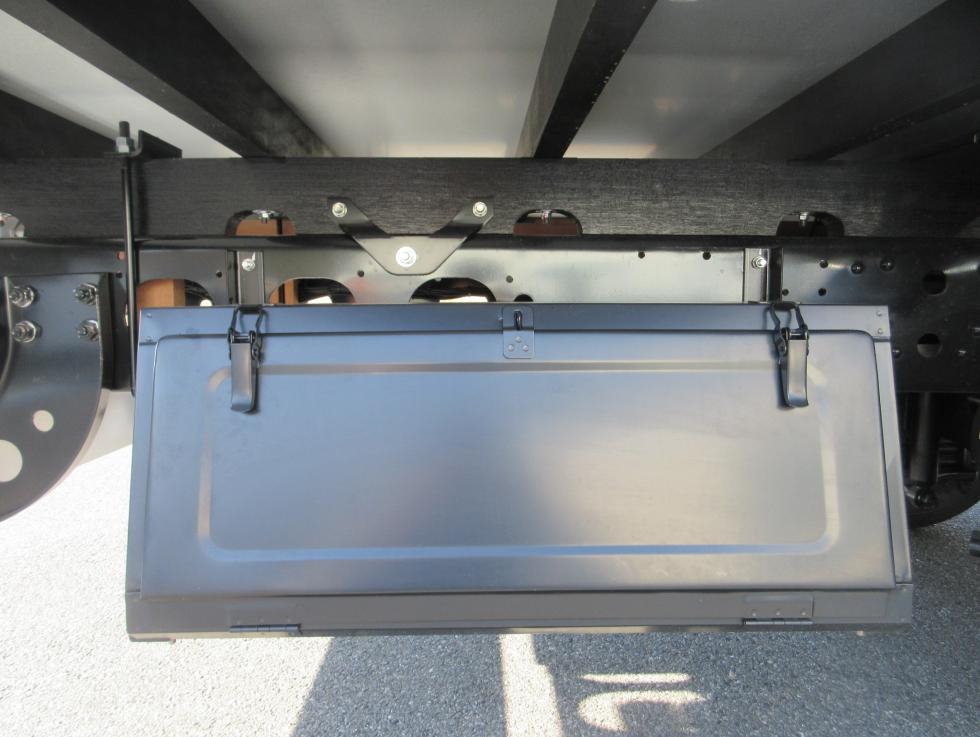 三菱 平ボデー・Wキャブ・シャーシ 中型  ◆商談中◆　2KGーFK65F 33枚目