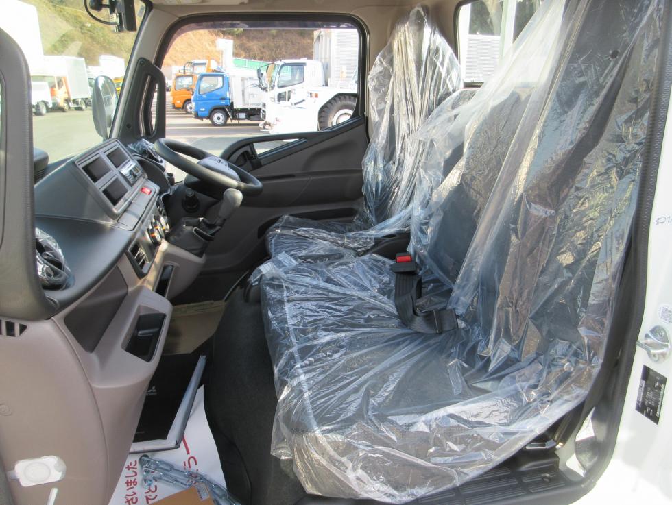 三菱 平ボデー・Wキャブ・シャーシ 小型 令和7年11月 2RGーFBAV0 20枚目