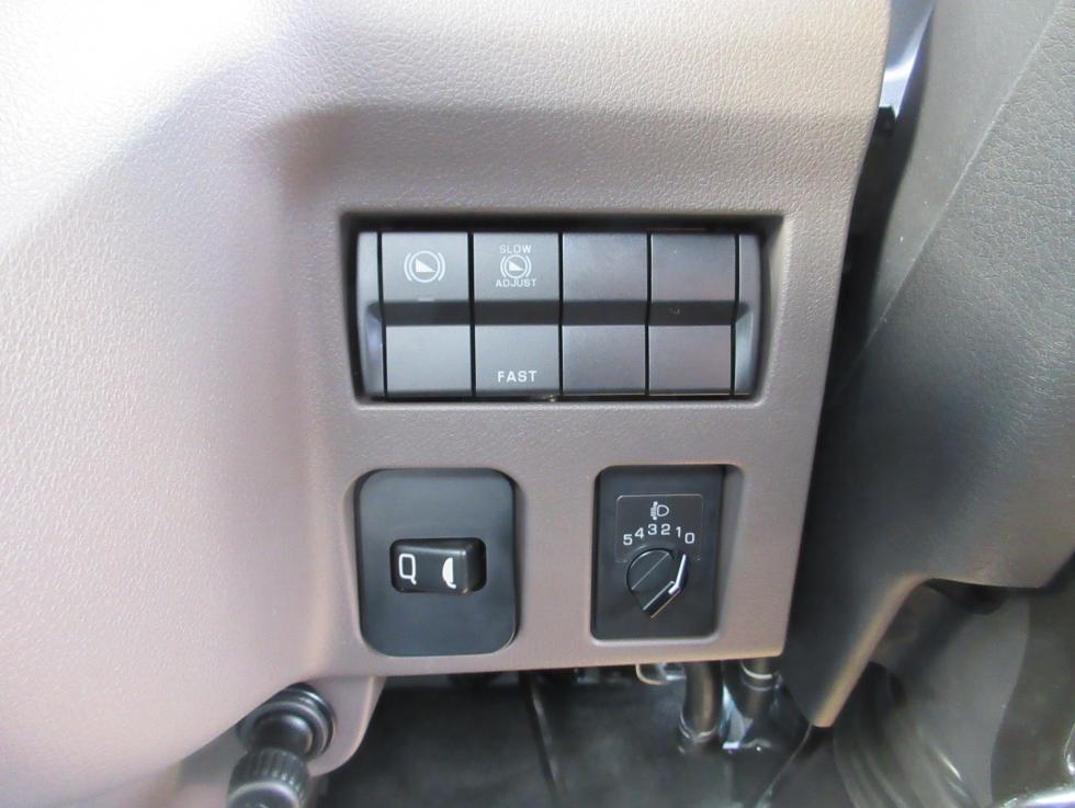 三菱 平ボデー・Wキャブ・シャーシ 小型 令和7年11月 2RGーFBAV0 15枚目