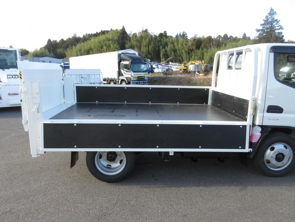 三菱 平ボデー・Wキャブ・シャーシ 小型 令和7年11月 2RGーFBAV0 31枚目