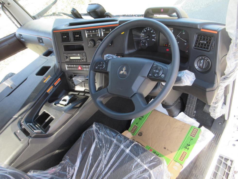 三菱 クレーン付 大型 令和8年1月 2PGーFU84VZ 9枚目