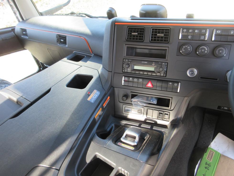 三菱 クレーン付 大型 令和8年1月 2PGーFU84VZ 12枚目