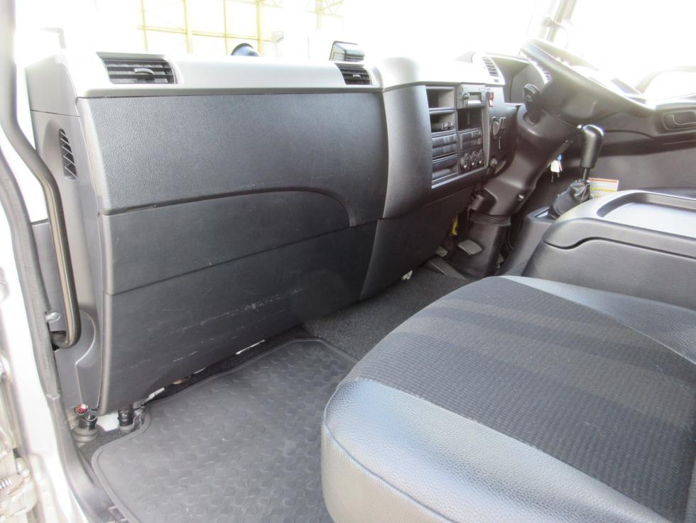 三菱 バン 中型 令和2年9月 2KGーFK65F 18枚目