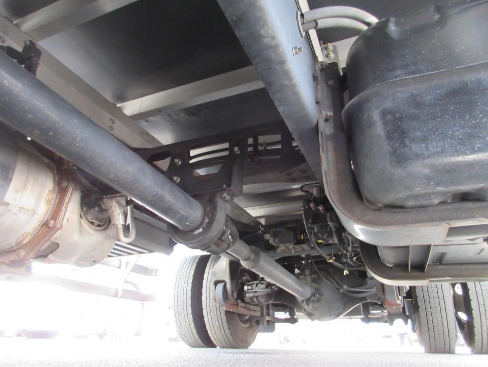 三菱 バン 中型 令和2年9月 2KGーFK65F 39枚目