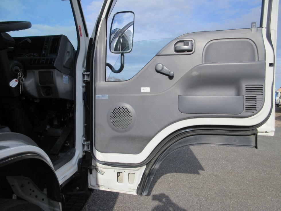 いすゞ 冷凍・保冷 小型 平成27年10月 ◆商談中◆　TPGーNHR85AN 8枚目