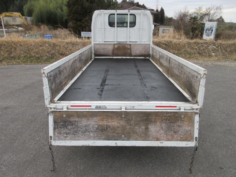 いすゞ 平ボデー・Wキャブ・シャーシ 小型 平成29年6月 TPGーNHR85A 18枚目