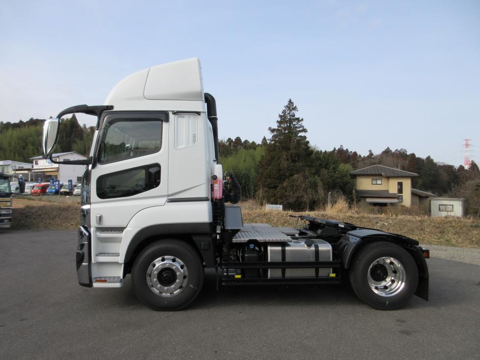 三菱 トラクター 大型  2RGーFP84VDR 4枚目