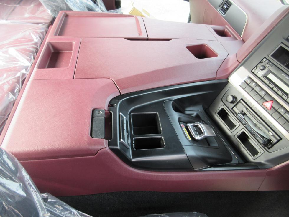 三菱 トラクター 大型  2RGーFP84VDR 12枚目