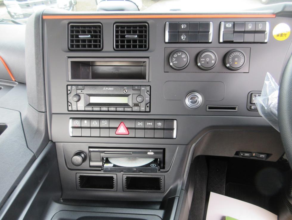 三菱 トラクター 大型  2RGーFP84VDR 13枚目